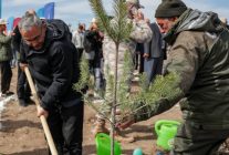 Kütahya'da ″6 Şubat Deprem Şehitleri Ormanı″ için fidanlar toprakla buluşturuldu.