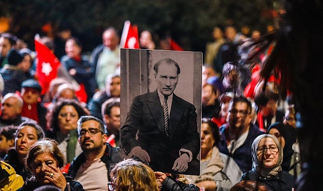 29 Ekim Cumhuriyet Bayramı, 102. yılında Burhaniye’de ilk günkü coşku ile kutlanacak. 1 29 ekim cumhuriyet bayrami 102 yilinda burhaniyede ilk gunku cosku ile kutlanacak