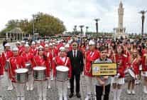 29 ekim cumhuriyet bayrami etkinlikleri izmirde buyuk bir coskuyla devam ediyor