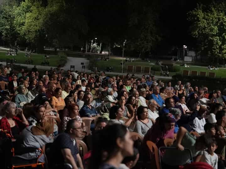 Büyükşehir’in Yaz Konserleri Binlerce Sanatseveri Bir Araya Getirdi