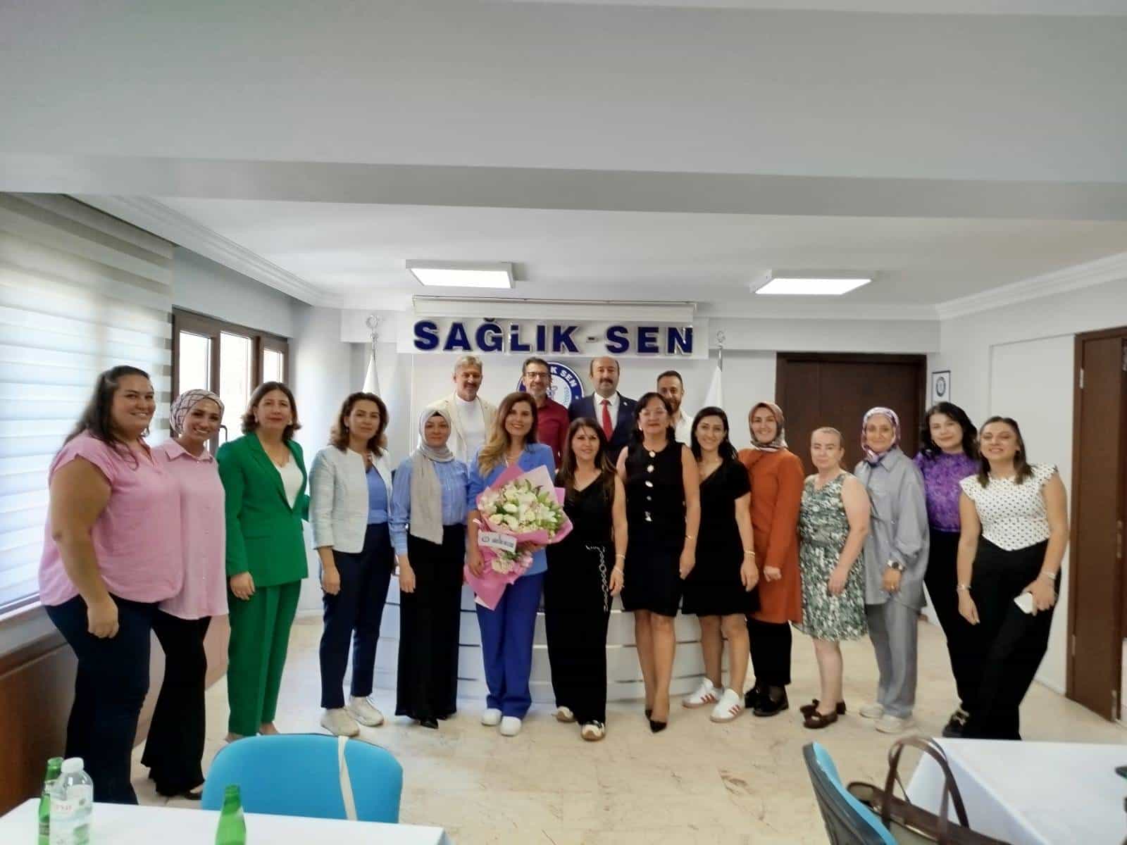 Sağlık Sen İzmir Kadın Komisyonu’nda Görev Değişikliği 1 579590ac f567 4687 b416 f95c3a9b94fe