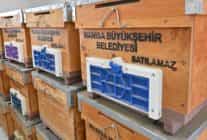 Manisa Büyükşehir’den Kırkağaçlı Kadınlara Kovan ve Ekipman Desteği