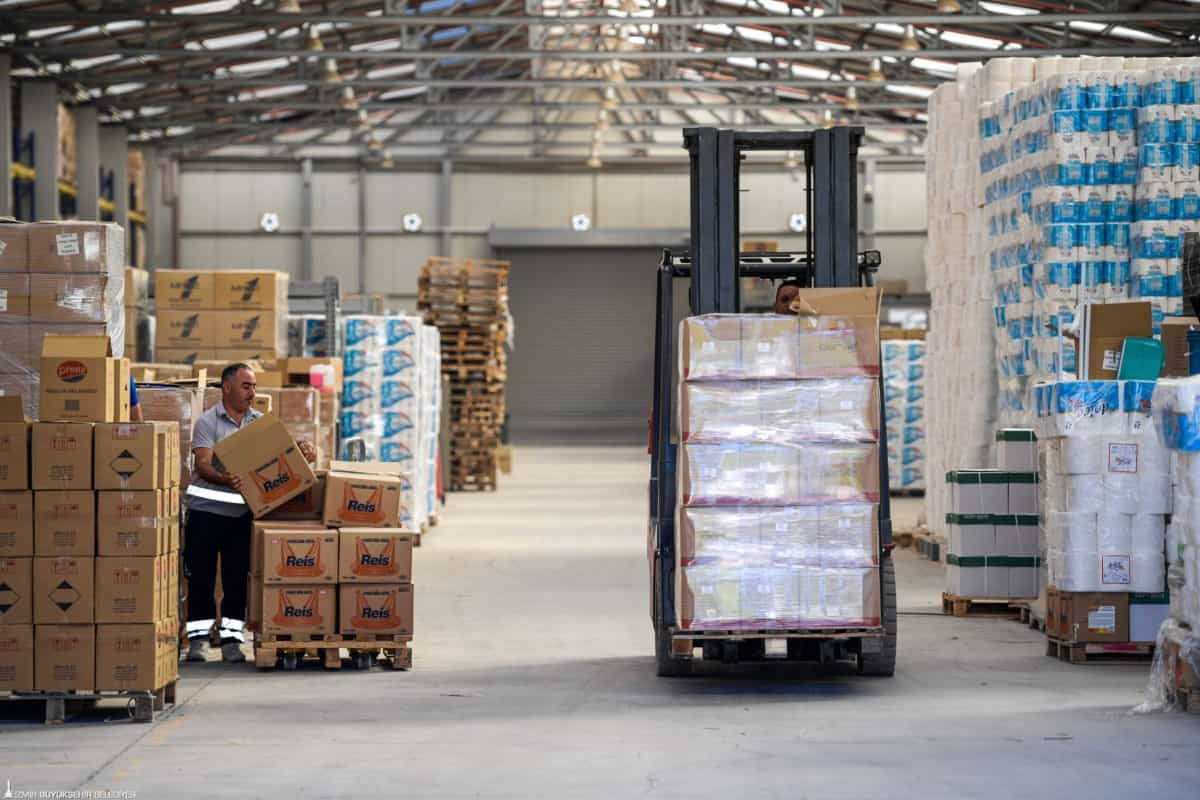 Okullarda Temizlik İçin Büyükşehir’den Hijyen Seti 1 Okullarda Temizlik İçin Büyükşehir’den Hijyen Seti