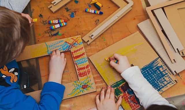 borusan contemporary cocuk atolyelerinde 26 ekim programi