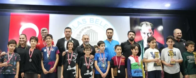 Milas’ta 29 Ekim Cumhuriyet Bayramı Satranç Turnuvası Yapıldı