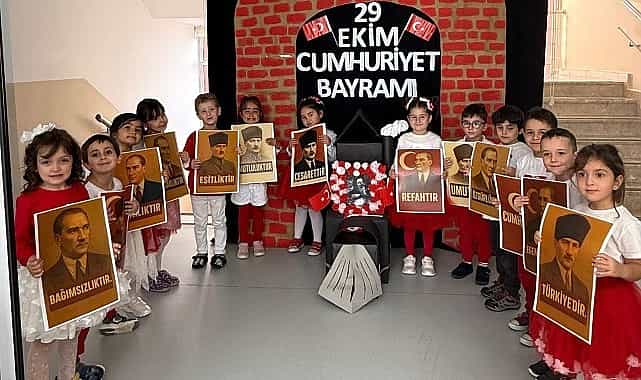 cankayanin minikleri cumhuriyet sevincini yasadi