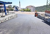 Manisa Büyükşehir Belediyesi Gördes’te Asfalt Çalışması Başlattı