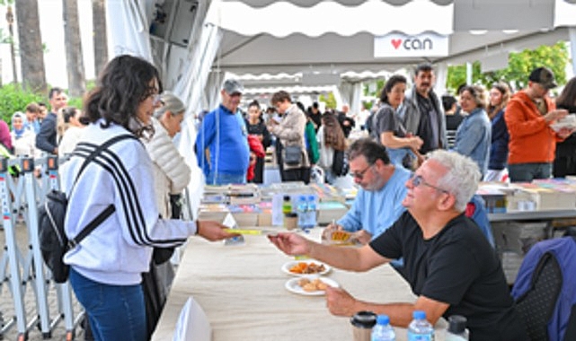 Edebiyat dünyasının kalbi Kültürpark’ta attı 1 edebiyat dunyasinin kalbi kulturparkta atti