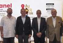 egenin iki kiyisinda zeytinin dostlugu 20 ayvalik uluslararasi zeytin hasat ve turizm festivalinde panel yogun ilgi gordu