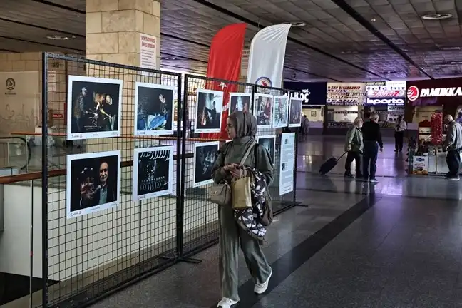 “Emek ve Alın Teri” Sergisi Denizli Otogarında Vatandaşlarla Buluştu