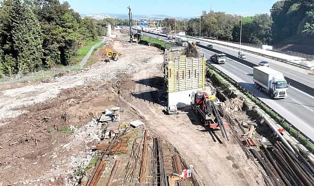 fore kaziklar cakiliyor