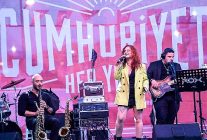 izmirde cumhuriyet kutlamalari devam ediyor