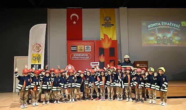 Konya Büyükşehir 31 İlçedeki Tüm 1. Sınıf Öğrencilerine İtfaiye Bilinci Kazandırıyor 1 konya buyuksehir 31 ilcedeki tum 1 sinif ogrencilerine itfaiye bilinci kazandiriyor
