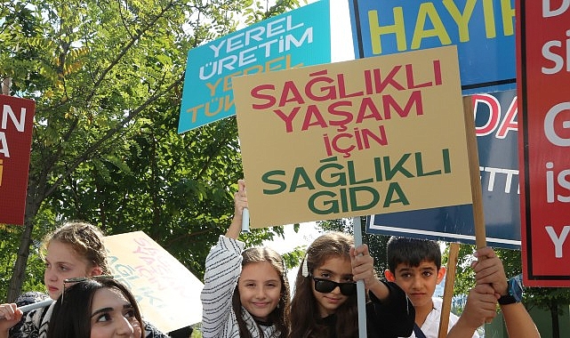 Sağlıklı nesiller için “Gıda Şenliği” düzenlendi 1 saglikli nesiller icin gida senligi duzenlendi