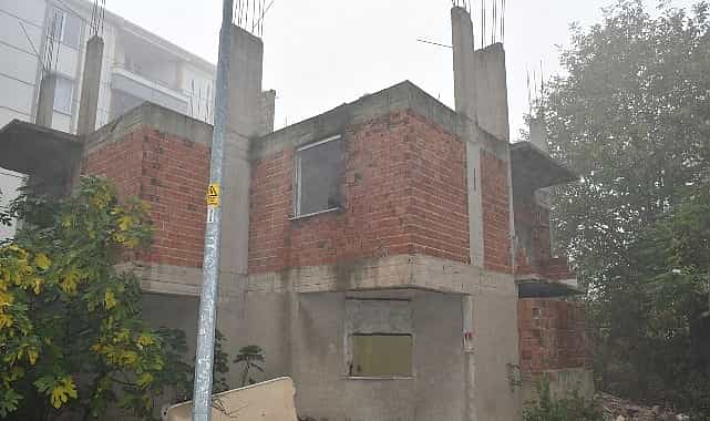 tehlike yaratan metruk binalar yikiliyor