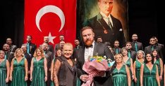 Yenişehir Belediyesinden coşkulu Cumhuriyet Konseri 3 yenisehir belediyesinden coskulu cumhuriyet konseri