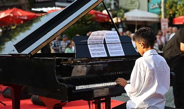 25 uluslararasi antalya piyano festivali coskusu basladi