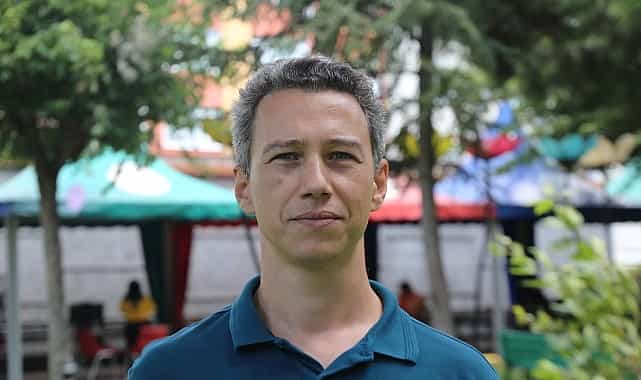 akilli bir telefon icin 12 bin litreden fazla su tuketiliyor