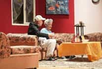 babam geri dondu tiyatro oyunu keciorende buyuk ilgi gordu