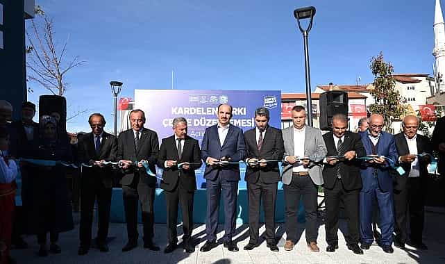 baskan altay yunaka kazandirilan parkin acilisini yapti genclerle bulustu