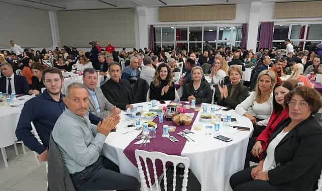 burhaniye belediyesinden ogretmenler gunu yemegi