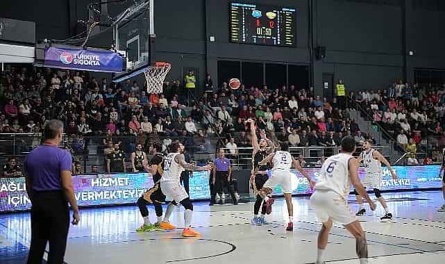 buyuksehir zirve yarisinda buradayim dedi