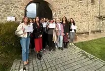 İzmirli Kadınlar Dijital Yetkinliklerini Artırıyor