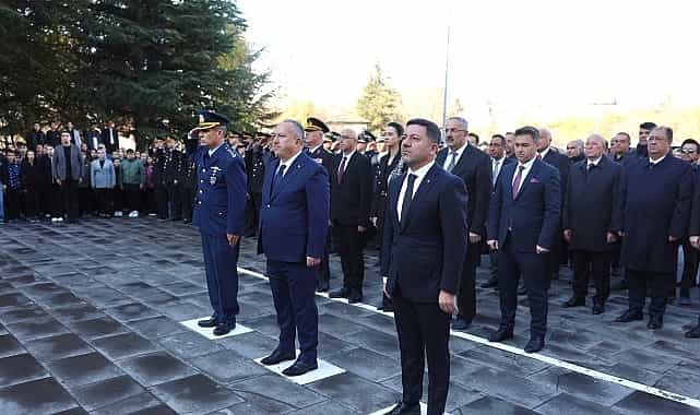 gazi mustafa kemal ataturku saygi ozlem ve rahmetle aniyoruz