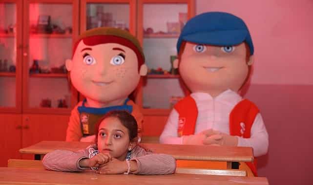 ilgin gokceyurtun tek ilkokul ogrencisi ilaydaya milli tohum bilinci kazandirildi