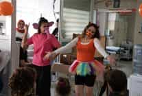 izmir sehir tiyatrolarinin sanat iyilestirir projesi suruyor