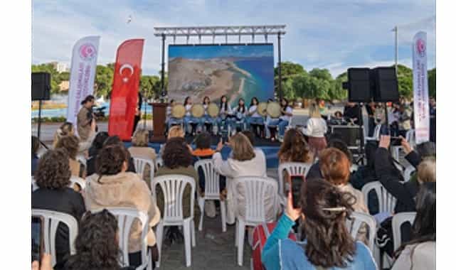 izmirden dunyaya dunyadan izmire buradayim iyiyim