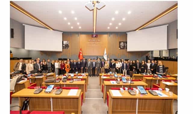 izsunun 45 milyar liralik 2026 butcesi kabul edildi