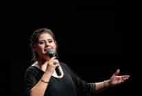 konakta sarkilar ata icin soylendi