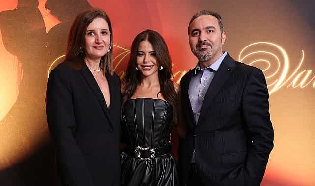 kun restoranda yildizlar bulusmasi