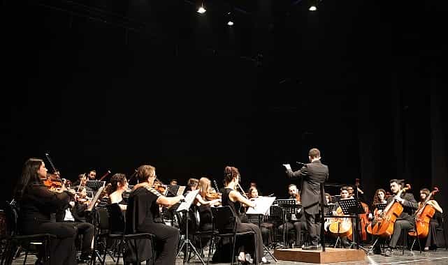 niluferde ataturku anma konseri