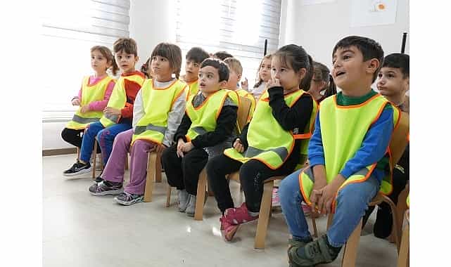 osmangazi kreslerinde miniklere is guvenligi egitimi