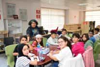 osmangazide cocuklar hayallerini kagida dokuyor