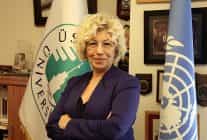 performans artiricilar sahayi asip sinif ve ofislere girdi