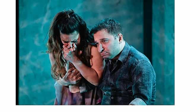 sehir tiyatrolari unutmak oyunuyla goz doldurdu