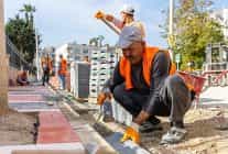 yenisehirde yol ve kaldirimlar yenileniyor