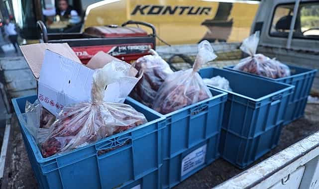 antalya otogarinda 270 kilo uygunsuz tasinan et bulundu