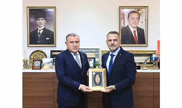 baskan vekili akin bakanlar ile bir araya geldi