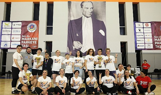 Çankayalı Kadınlardan Dostluk Maçında Eşitlik Mesajı 1 cankayali kadinlardan dostluk macinda esitlik mesaji