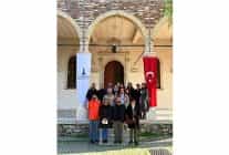 gazeteciler izmirin kalbinde bulustu bir arada yasamin izlerini takip etti