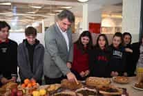 gelenek ve gelecek bir arada