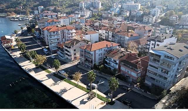 golcuk halidere sahilinde ustyapi sil bastan