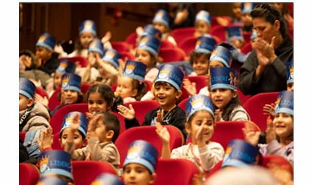 izsu yeni yila miniklerle merhaba dedi