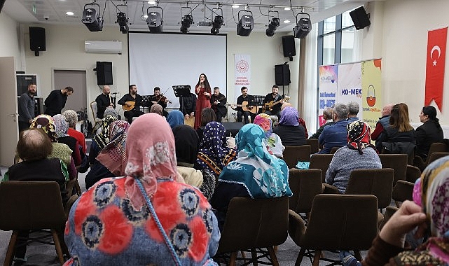 “KO-MEK Vefası” huzurevinde neşe saçtı 1 ko mek vefasi huzurevinde nese sacti