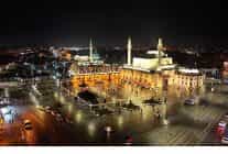 konya buyuksehirin seb i arus haftasina ozel aydinlatmalari sehri renklendirdi