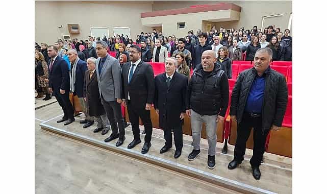 mehmet akif ersoy vefatinin 89 yilinda golcukte anildi